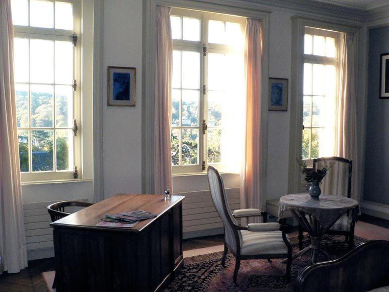 D'hotes Les Charmettes Bed & Breakfast 3*